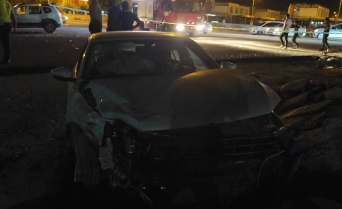 Şanlıurfa’da 2 otomobil kafa kafaya çarpıştı: 5 yaralı