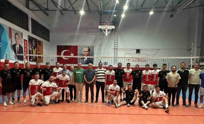 Sarıgöl-Alaşehir dostluk maçında kazanan dostluk oldu