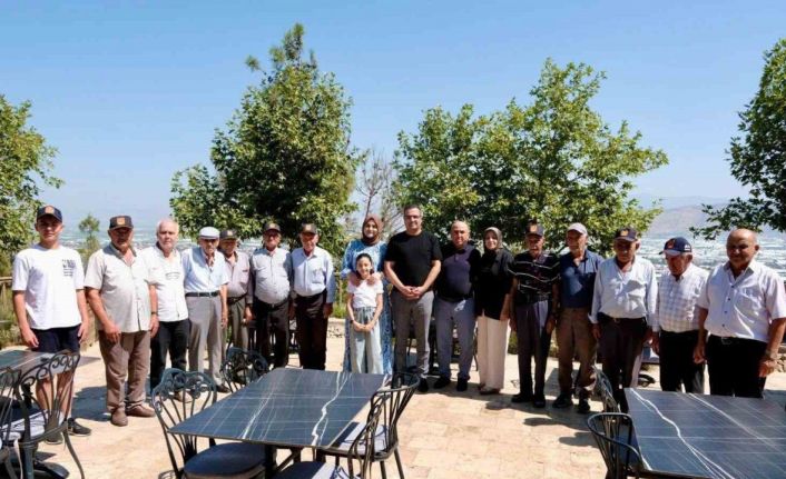 Sarıgöl kaymakamı Dalak, Kıbrıs gazileri ile bir araya geldi