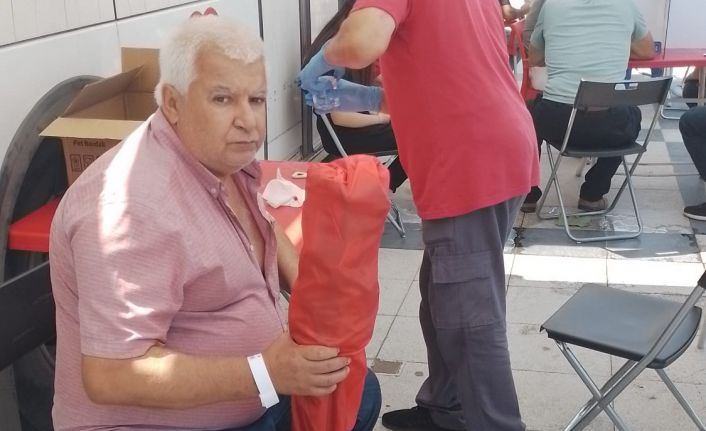 Sarıgöl’de hayırsever destekli kan bağışı kampanyası
