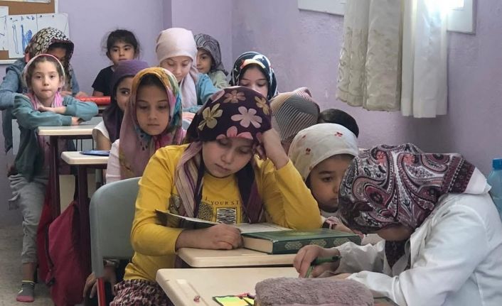 Sarıgöl’de Kur’an Kursunda 15 yıllık gelenek sürüyor