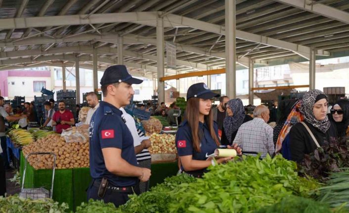 Şehitkamil’de zabıta ekiplerinden pazar yerlerinde sıkı denetim