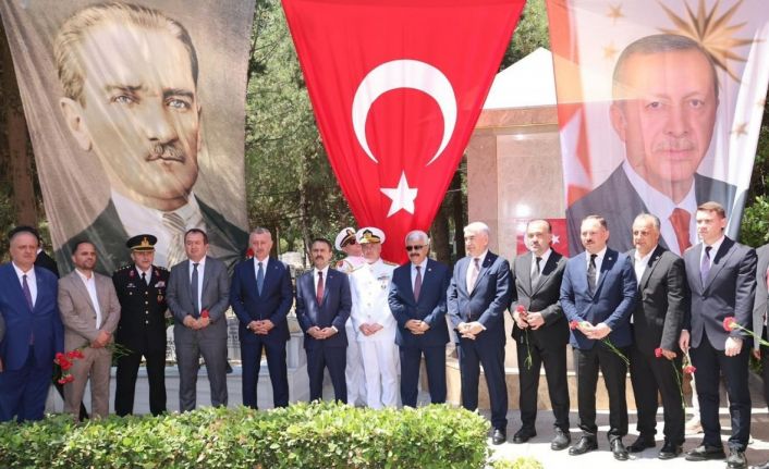 Şehitler dualarla anıldı