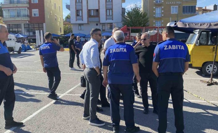 Semt pazarında silahlı kavga: 1’i ağır 7 yaralı