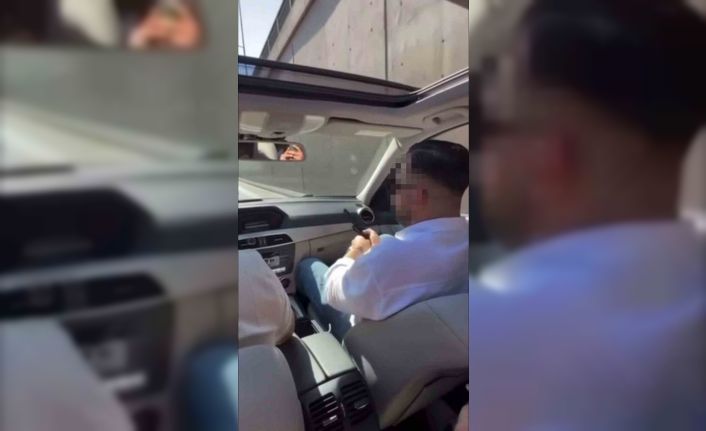 Seyir halindeki araçtan peş peşe böyle ateş açtı