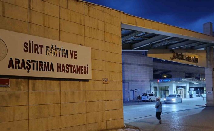 Siirt’te minibüsün çarptığı 12 yaşındaki kız ağır yaralandı