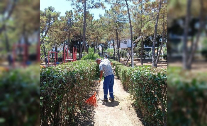 Silivri’de park, bahçe ve yeşil alanlarda bakım çalışmaları sürüyor