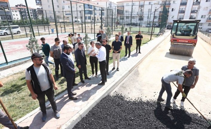 Sincan Belediyesi asfalt serim çalışmalarını sürdürüyor