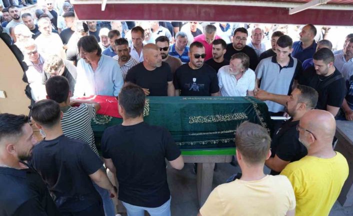 Sındırgılı güreşçi Burak Bozkurt gözyaşları ile uğurlandı