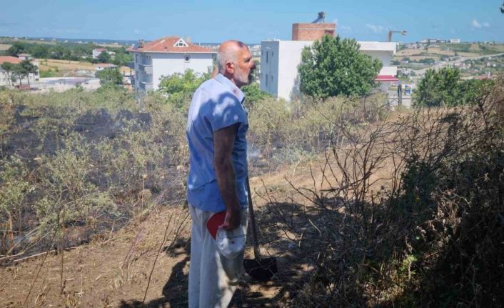 Sinop’ta çöp yangını otlara sıçradı