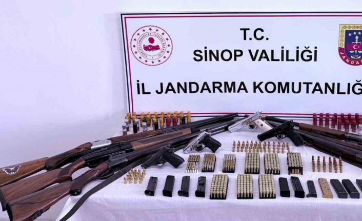Sinop’ta kaçak silah ve ürün operasyonu: 5 gözaltı