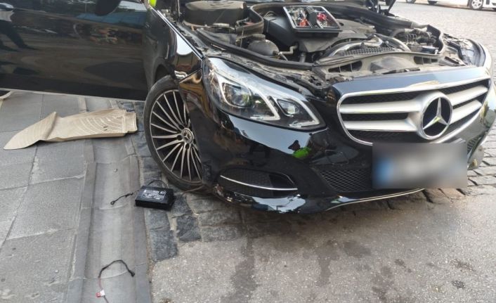 Sirenli otomobil trafikten men edildi, sürücüsüne 138 bin TL ceza uygulandı