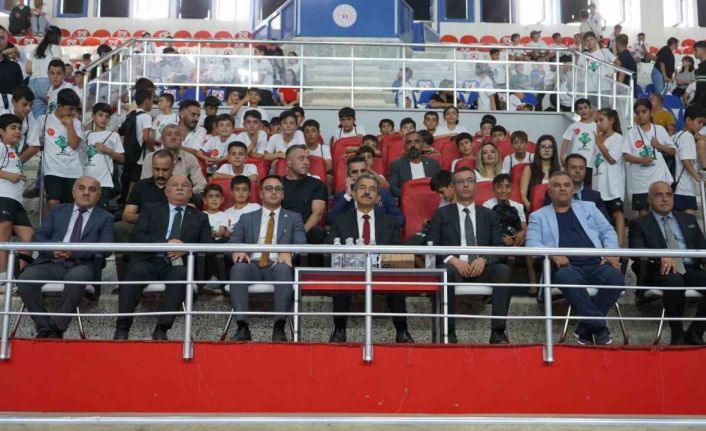 Şırnak’ta GSB Spor Okulları ve Engelsiz Spor Okulları törenle açıldı