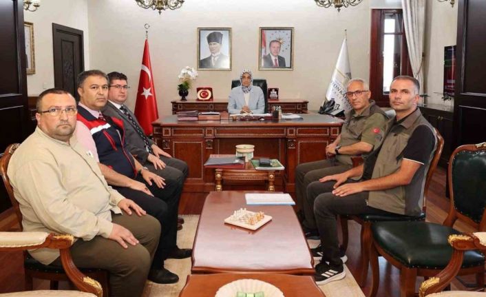 Sokak hayvanlarının korunması için bir araya gelindi