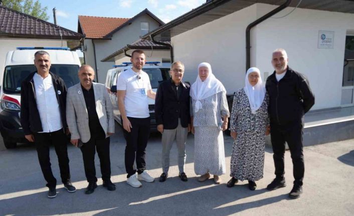 Srebrenitsa annelerine vefa