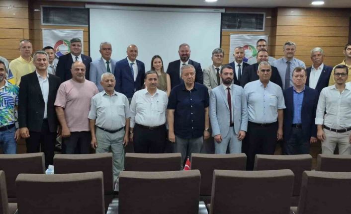 Srebrenitsa Soykırımı’nda hayatını kaybedenler Türkiye’de "Bosna Milli Marşı" ile anıldı