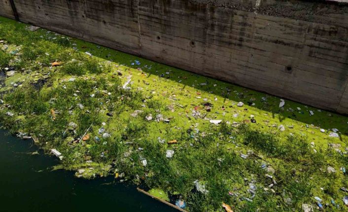 Sulama kanallarındaki kirlilik had safhaya ulaştı