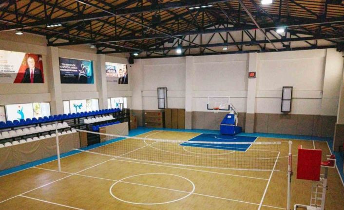 Sultanhisar Gençlik Merkezi ve Spor Salonu açıldı