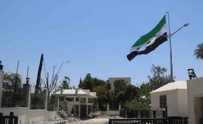 Suriye Genelkurmay Başkanlığı’nın yer aldığı Emevi Meydanı’nda durum sakin