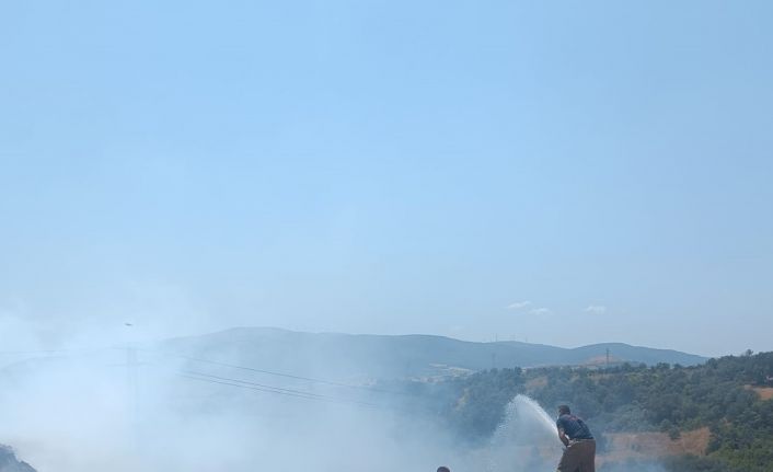 Susurluk’ta çöplük alanda çıkan yangına müdahale edildi