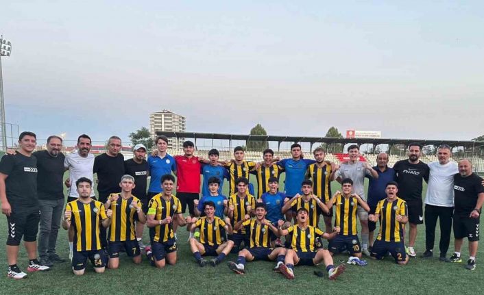 Talas Belediyespor U17 takımı Türkiye finallerine kaldı