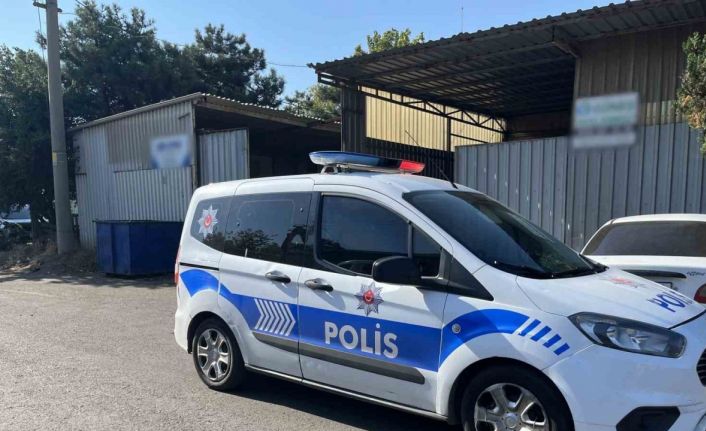 Tamir için çıktığı çatıdan düştü