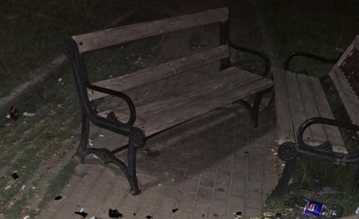 Tavşanlı’da çocuk parkı tehlike saçıyor