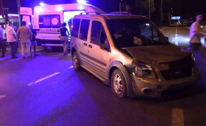 Tavşanlı’da otomobiller çarpıştı: 3 yaralı