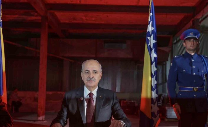 TBMM Başkanı Kurtulmuş,  Srebrenitsa için oluşturulan anı defterini imzaladı