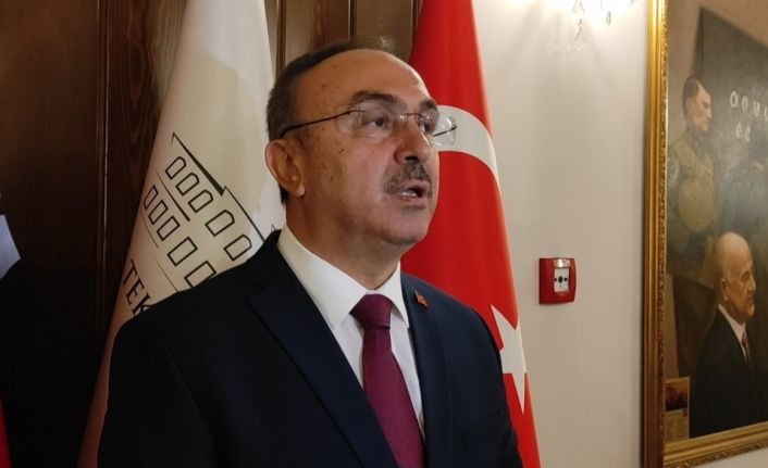 Tekirdağ Valisi Soytürk: "Şarköy ilçesindeki orman yangını şiddetli rüzgarın etkisiyle yayıldı ve müdahale güçlükle sürdürülüyor"