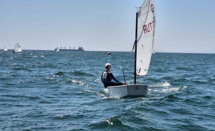 Tekirdağ’da 15 Temmuz Demokrasi ve Milli Birlik Günü yelken yarışları