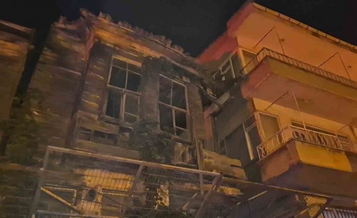 Tekirdağ’da metruk bina çökme tehlikesiyle mahalleyi korkuttu: 5 aile tahliye edildi