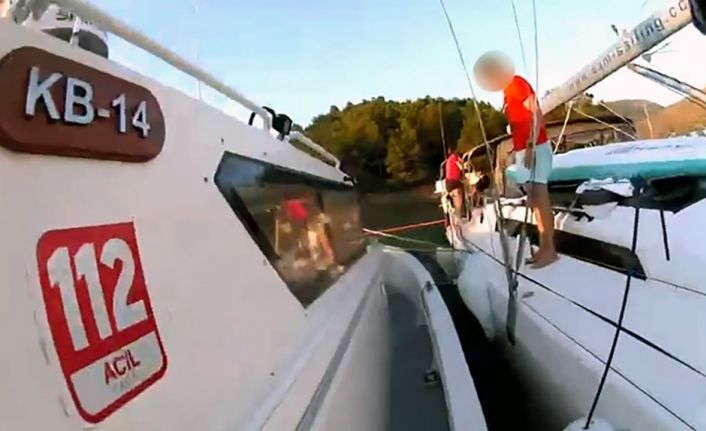 Ticari yatta yaralanan vatandaşa tıbbi tahliye