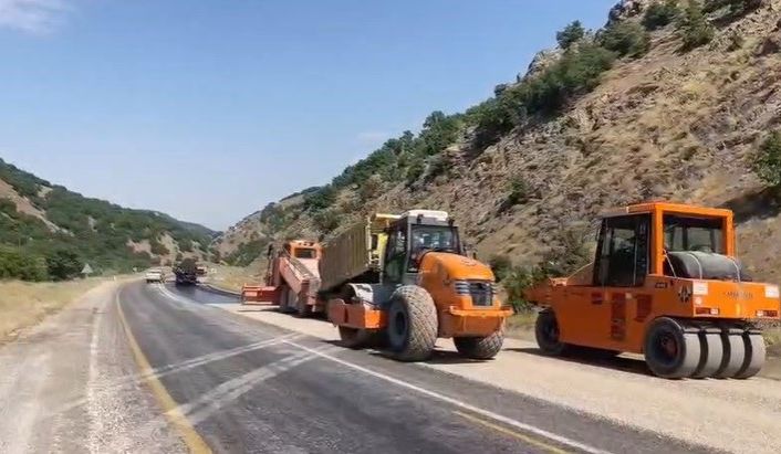 Tunceli-Pülümür devlet yolunda yenileme çalışmaları başladı