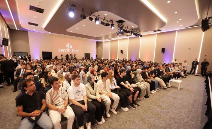 TÜRGEV Başkanı Yılmaz: "Gençliğe yapılan yatırım coğrafyayı aşar"