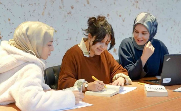 TÜRGEV’in YKS 2025 zaferi: Kartal’dan 11 öğrenci ilk 1000’de, Silopi’den 3 derece