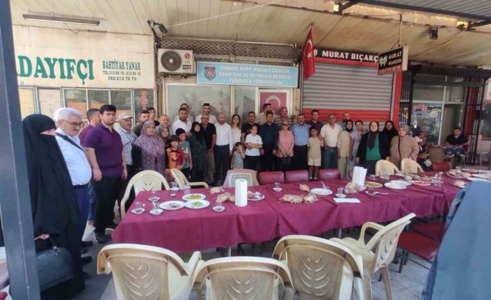 Turgutlu’da şehit aileleri ve gaziler kahvaltı programında buluştu