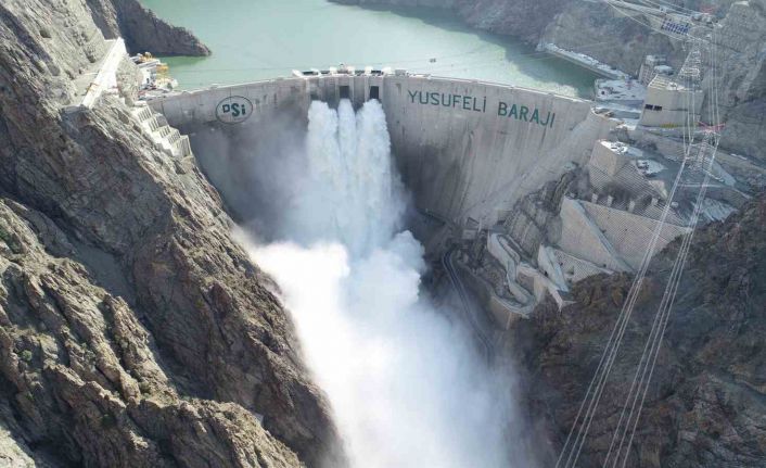 Türkiye’nin en yüksek barajından 8.4 milyarlık dev katkı