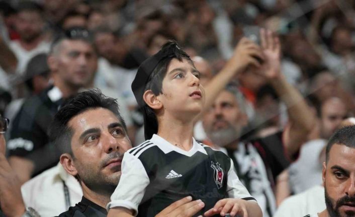 UEFA Avrupa Ligi: Beşiktaş: 2 - Shakhtar Donetsk: 4 (Maç sonucu)