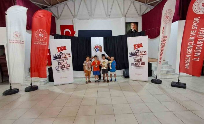 Ula’da satranç heyecanı