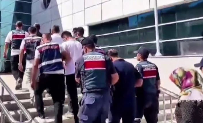 Uyuşturucu operasyonlarında yakalanan 43 şahıstan 8’i tutuklandı