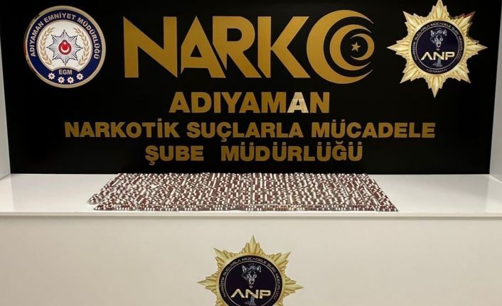 Uyuşturucu operasyonunda 3 şahıs yakalandı