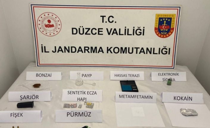 Uyuşturucu satıcısı tutuklandı