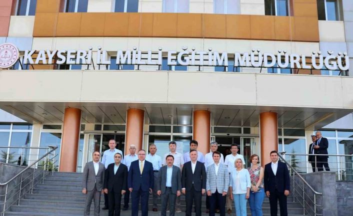 Vali Çiçek’ten İl Millî Eğitim Müdürlüğü’ne ziyaret