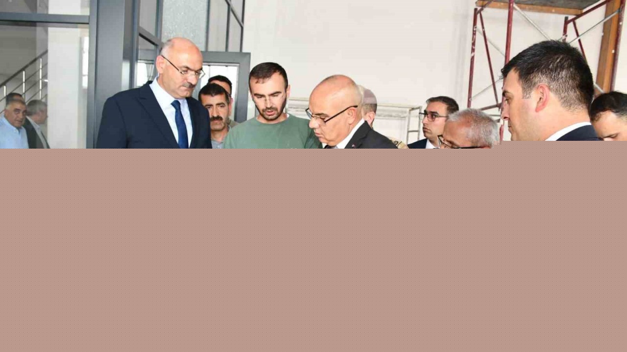 Vali Koç’tan Patnos ve Dedeli’ye ziyaret