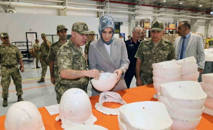 Vali Yiğitbaşı: "Fabrikamız ülkemizin savunma sanayine önemli katkılar sağlıyor"