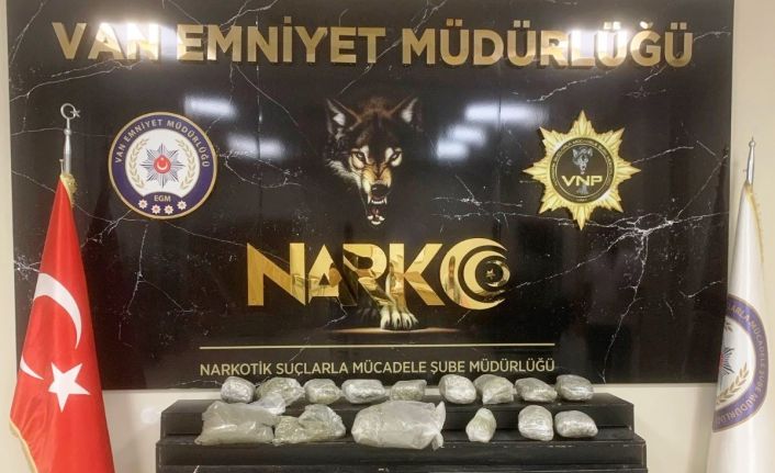 Van’da 10 kilo 120 gram skunk maddesi ele geçirildi