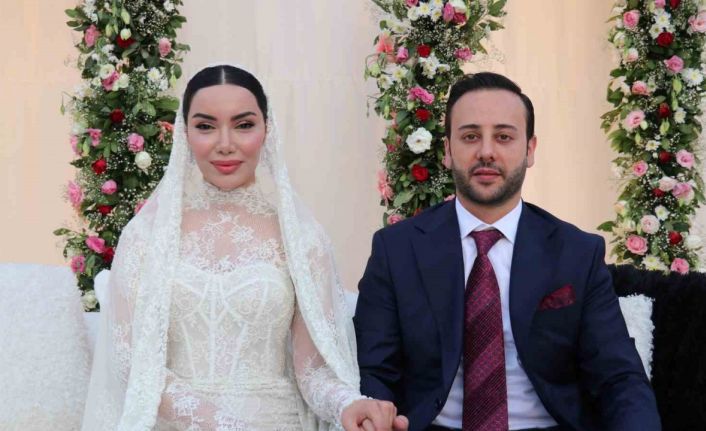 Vanlı iş adamından takısız düğün