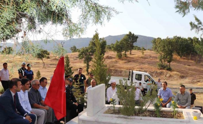 Vatandaşlar 15 Temmuz’da tek yumruk oldu