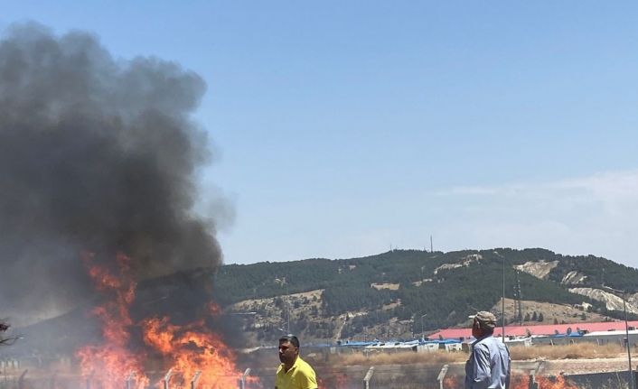 Vatandaşların erken müdahalesi konteyner kenti yanmaktan kurtardı